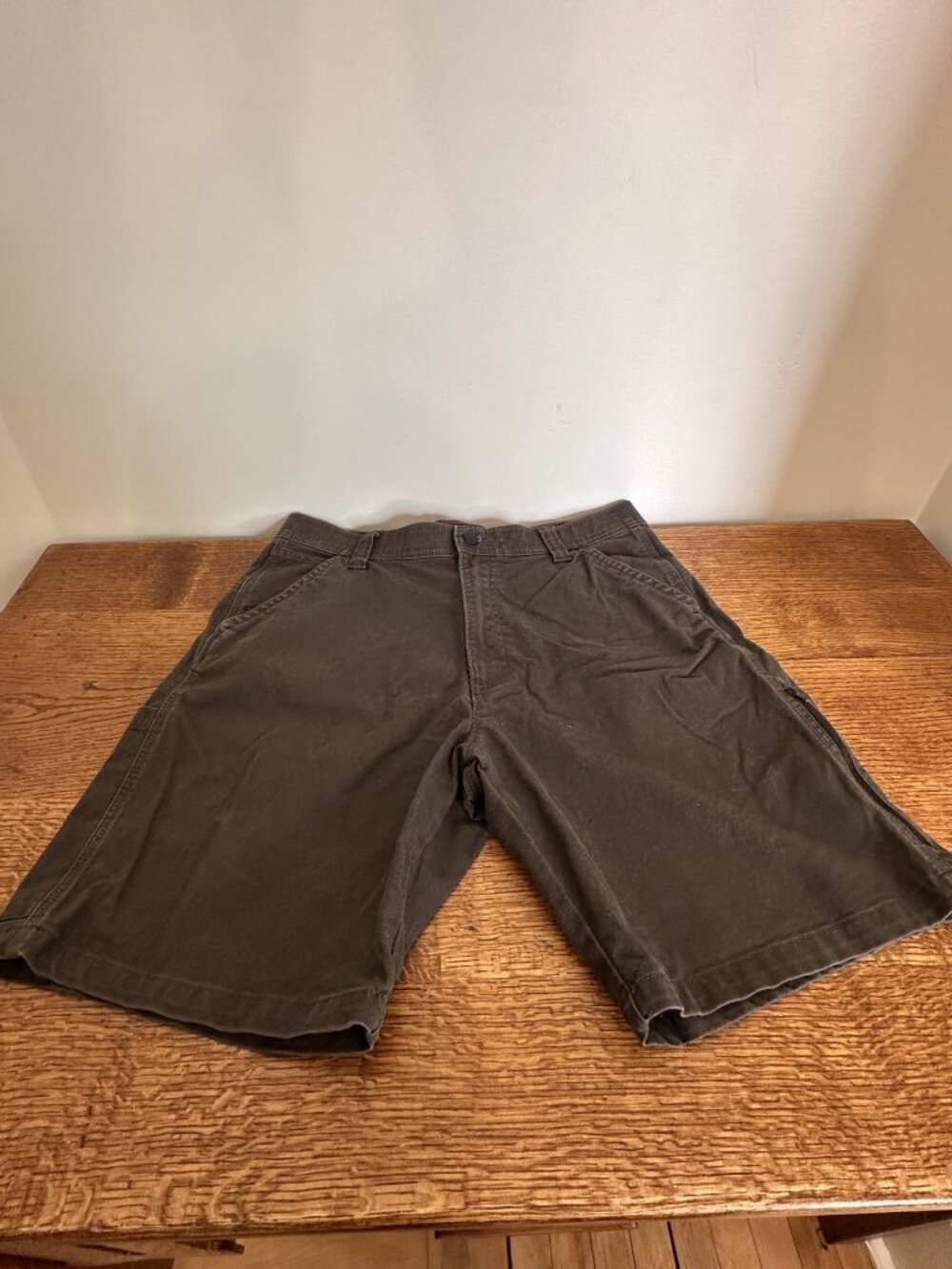 MEN'S WRANGLER SHORTS SIZE 33-34